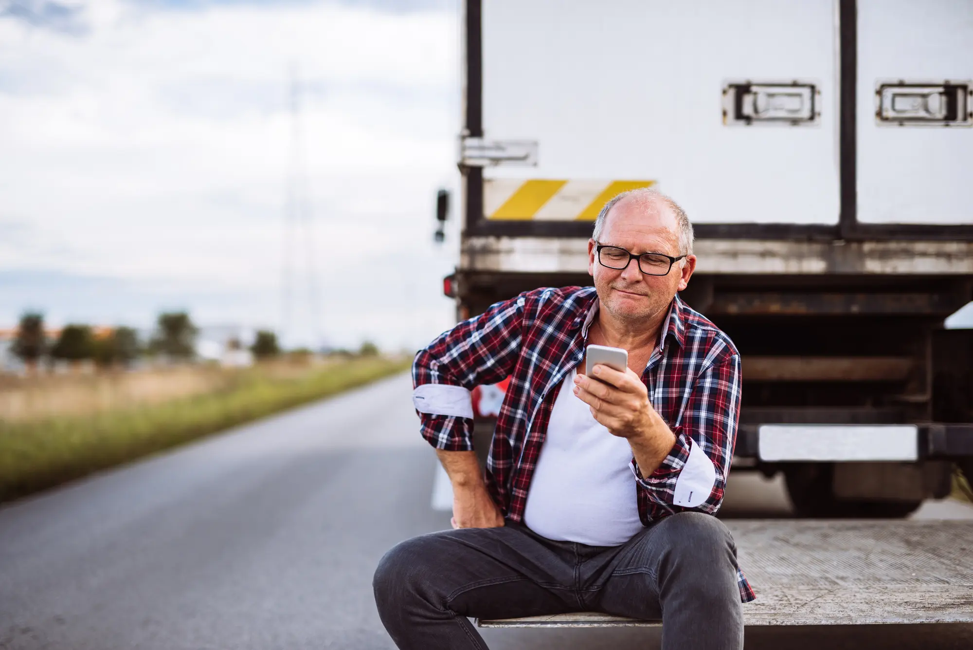 Logmaster Australia Truck Driver Using App